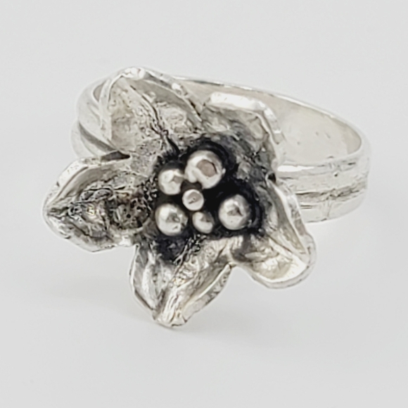 FLOWER RING HANDMADE IN STERLING SILVER METAL Sz 7 - Picture 6 of 7